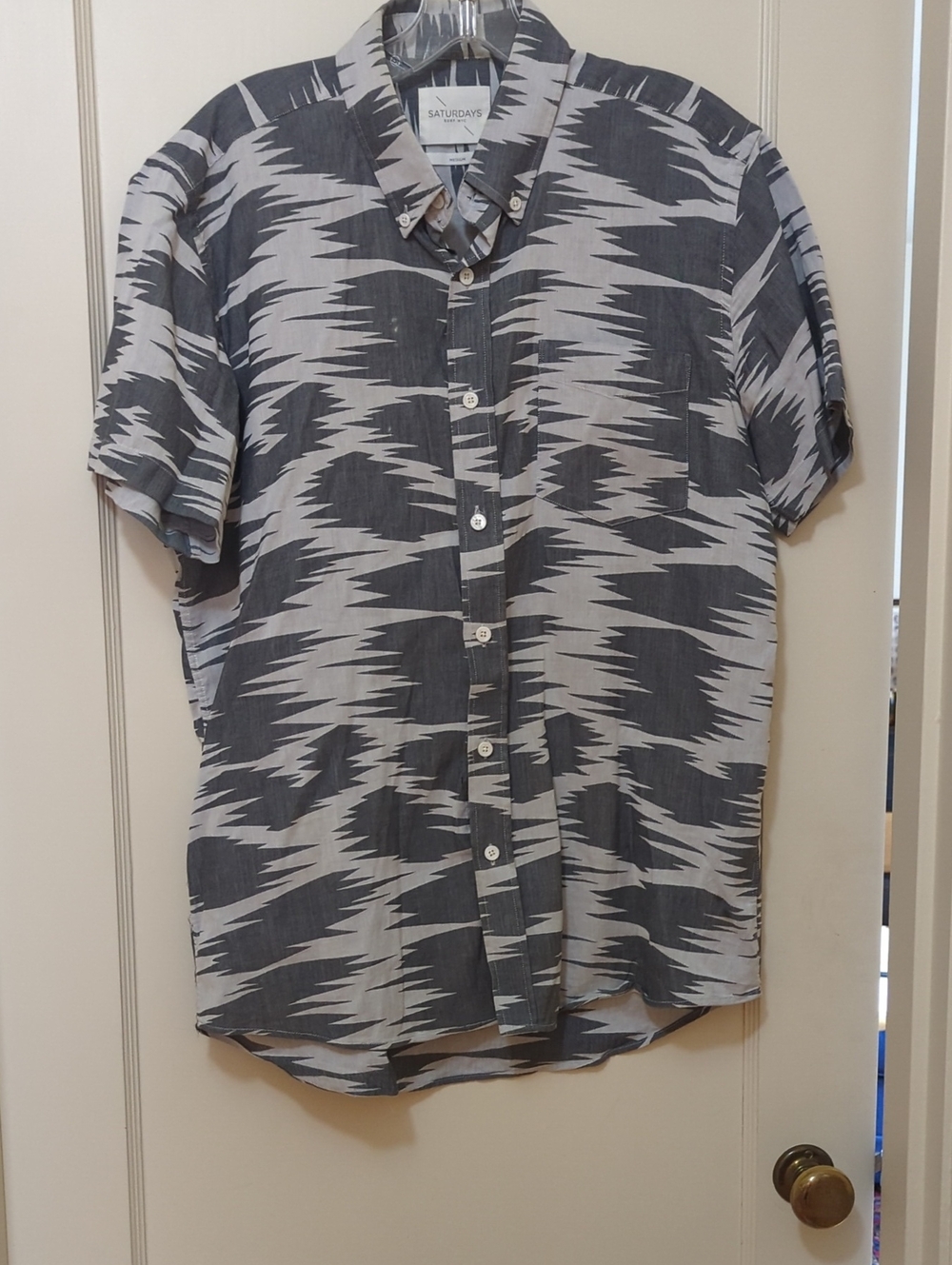 Saturdays New York City Gray & White Geometric Short-Sleeve Button-Down Shirt
